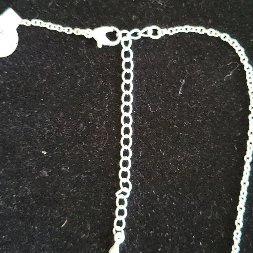 Small Matte Silver Fashion Jewelry Necklace